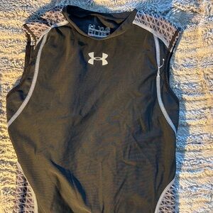 Under Armour Black and Gray Kids Short Sleeve Tee